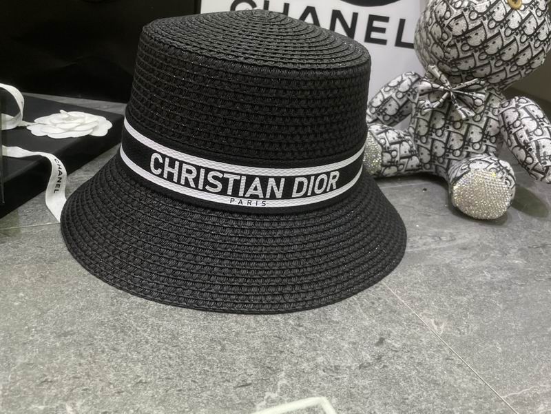 Dior top hat (9)